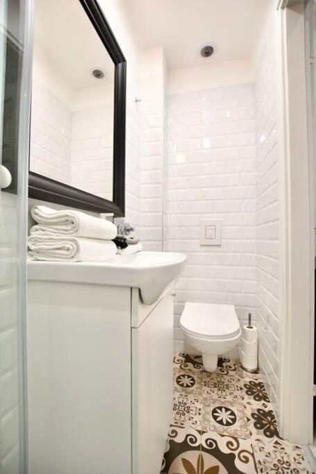 Standard Apartment By Hi5-St. King Mini Studio Boedapest Buitenkant foto